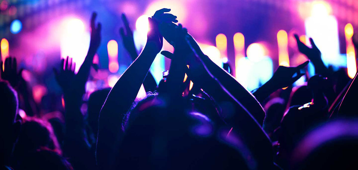 Group dancing image