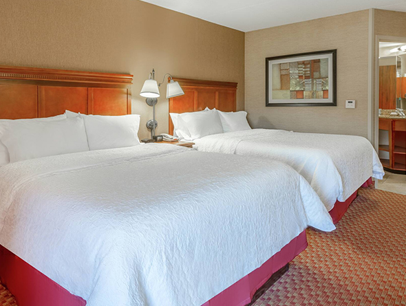 2 queens room at paradice inn