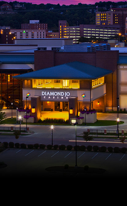 diamond jo dubuque exterior image