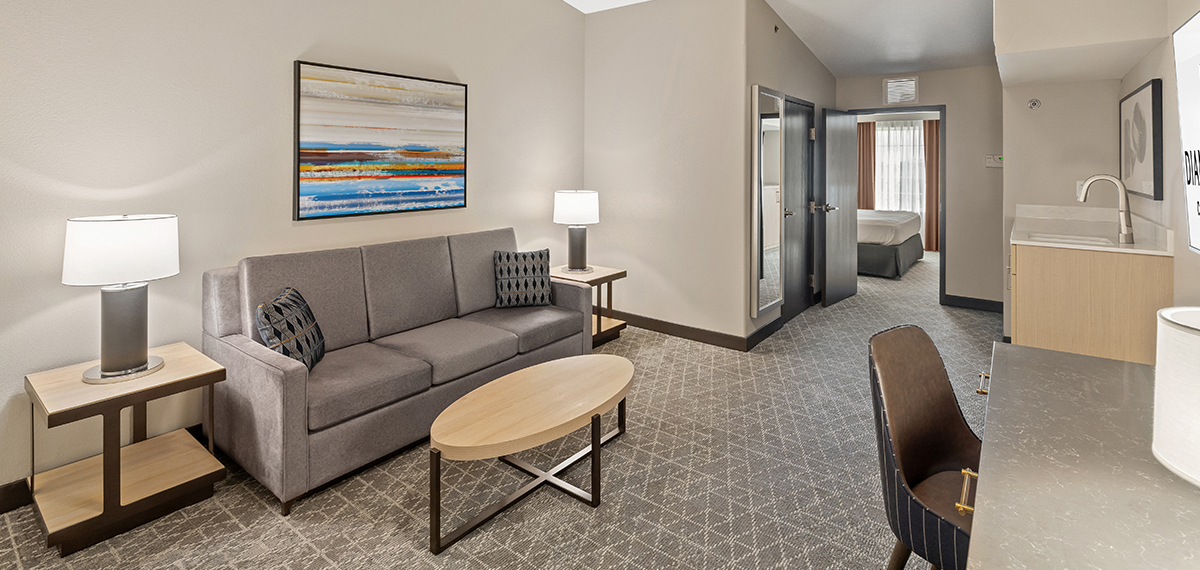 king two room suite at diamond jo casino & hotel