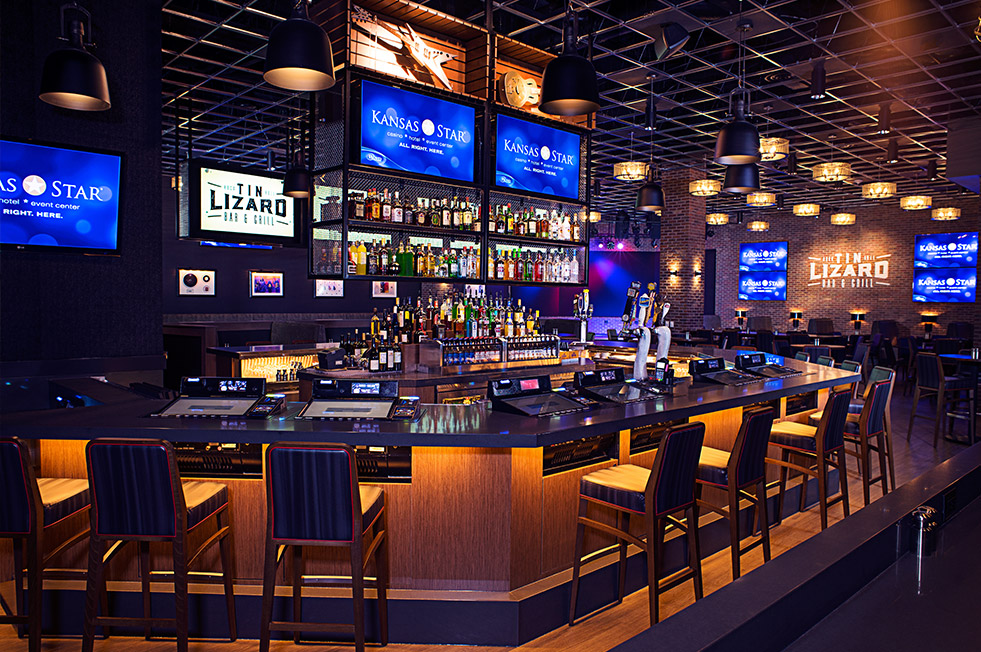 Tin Lizard Bar at Kansas Star