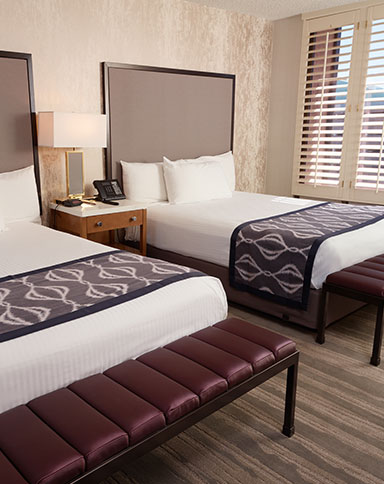 california deluxe two queens image