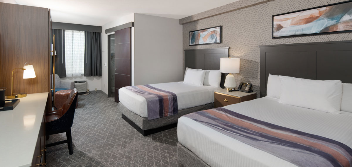 Deluxe Two Doubles Room