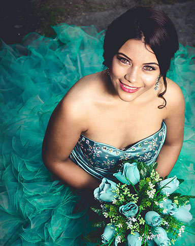 gold coast quinceaneras image