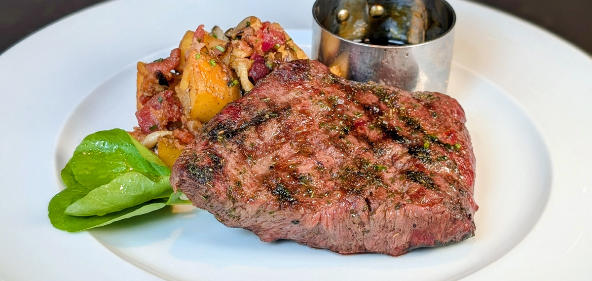 Alder & Birch Flat Iron Steak