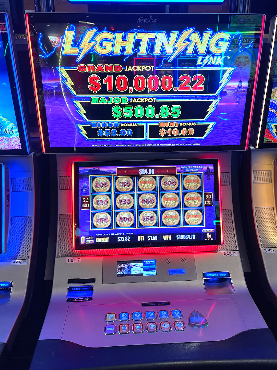 Jackpot Winner Lightning Link $15,085