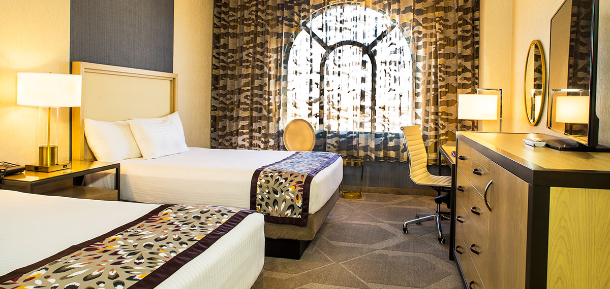 sam's town las vegas deluxe two queens image