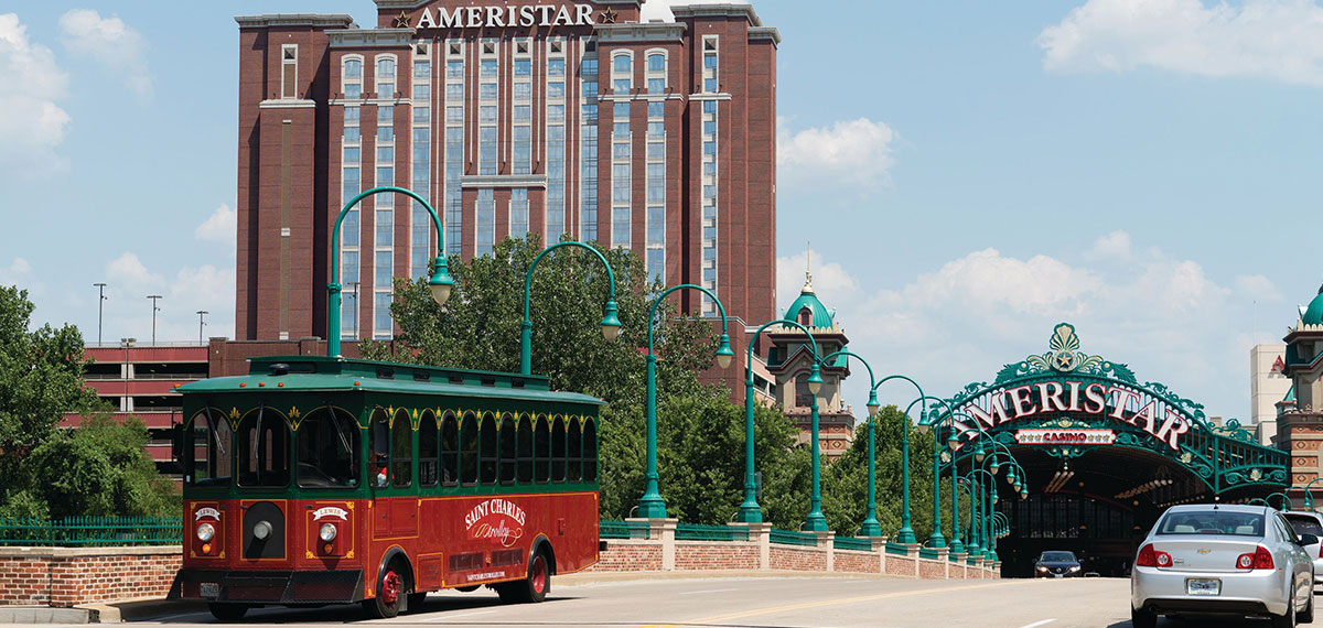 st charles trolley image