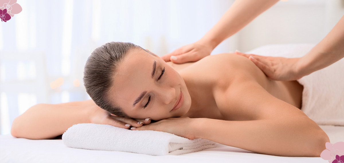 massage with flowers in the corners