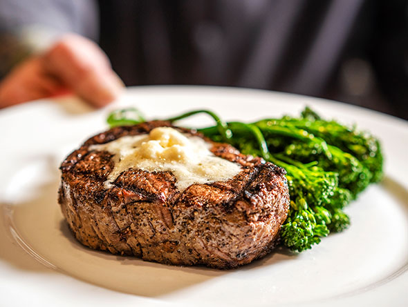 Steak and vegetable image