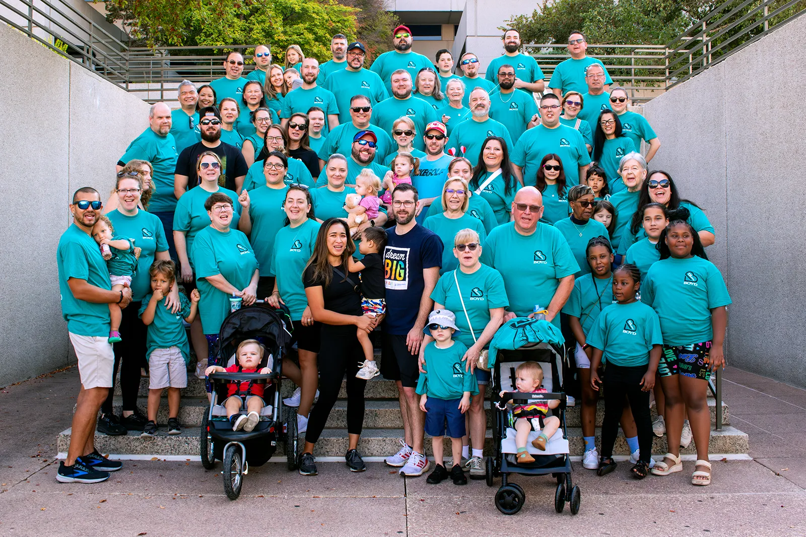 dream big volunteers