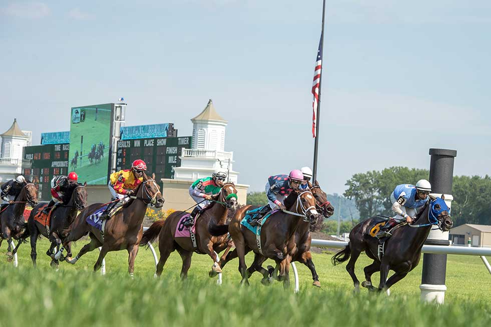 Race at Belterra Park image