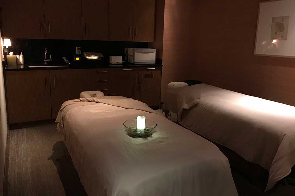 Spa Blu massage room image