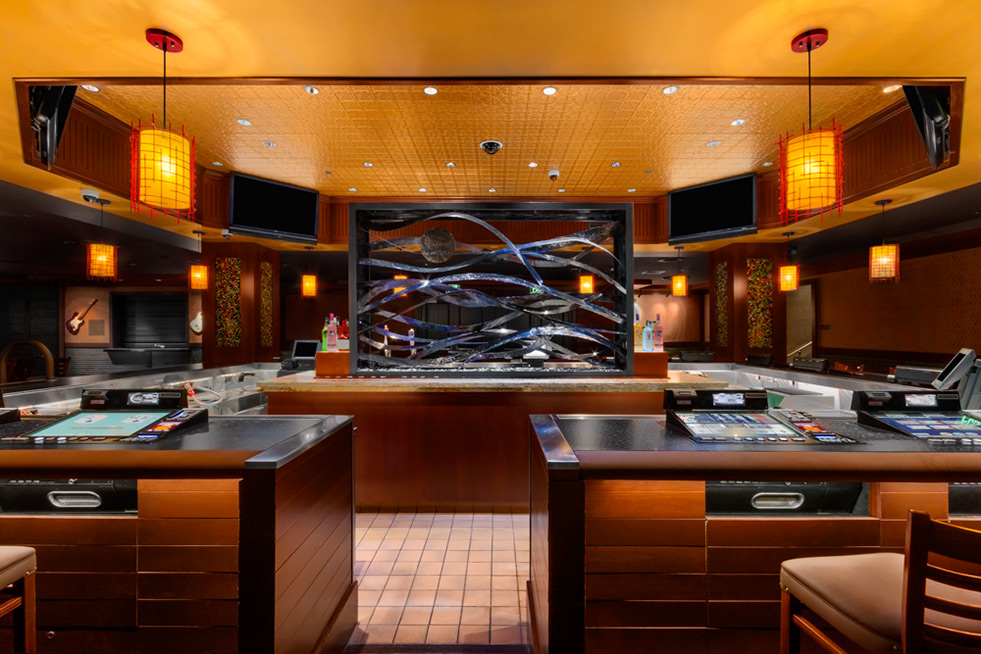 Mississippi Moon Bar at Diamond Jo Casino