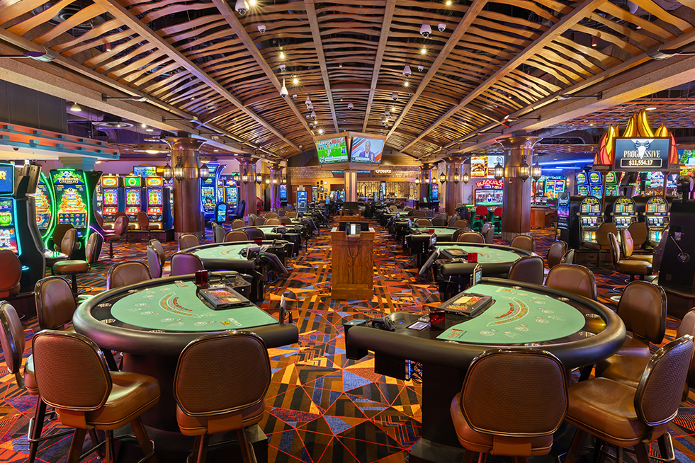 table games at diamond jo casino & hotel