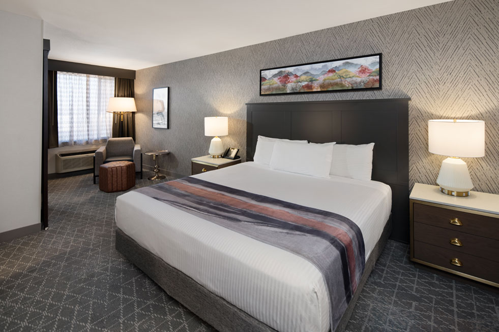 Deluxe King Room
