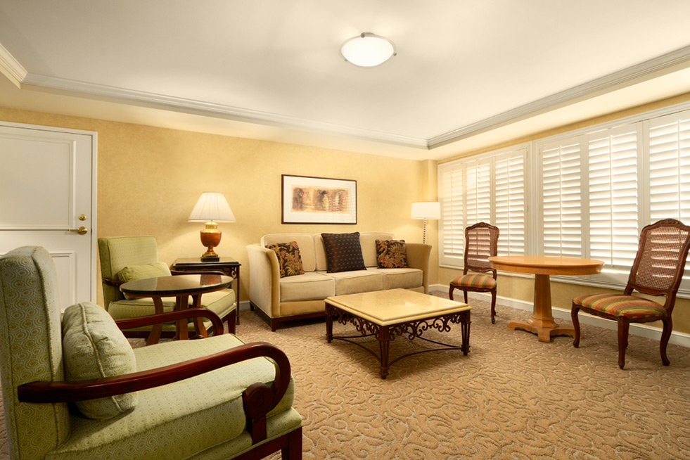 Deluxe Suite Living Room at Main Street Station
