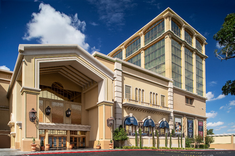 East Side Entrance at Suncoast