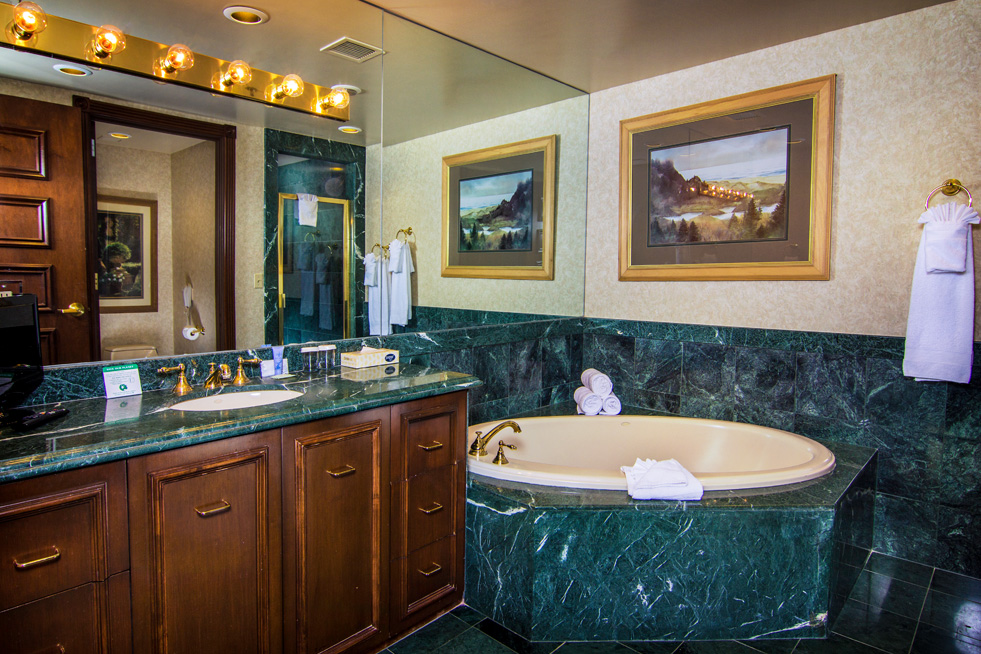 Mediterranean Suite Bathroom at Suncoast