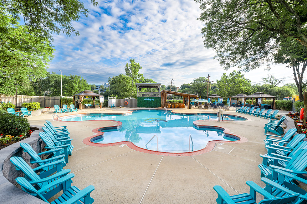 pool at valley beach