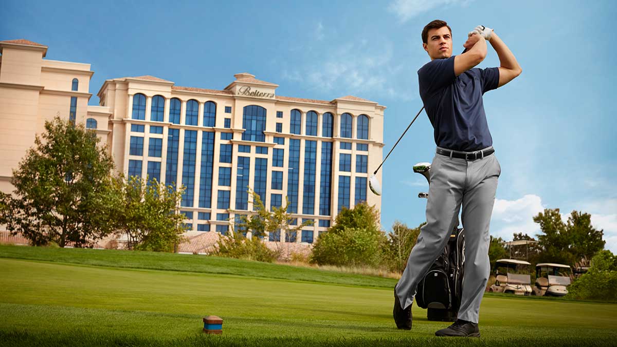 Man golfing at Belterra image